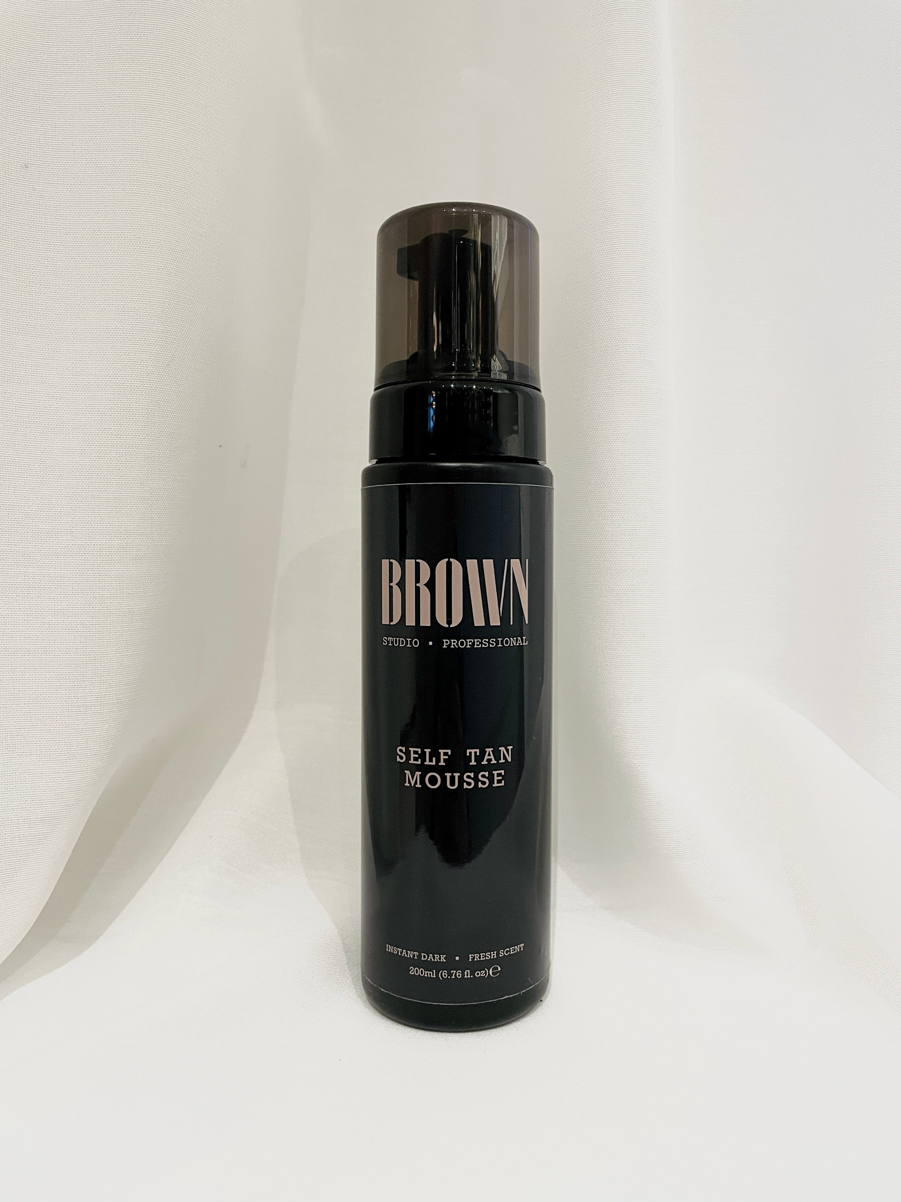 Brun utan sol - Instant Dark Self Tan Mousse - BROWN